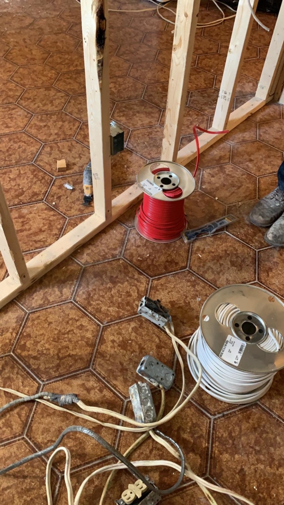 Câblage préparé pendant une rénovation