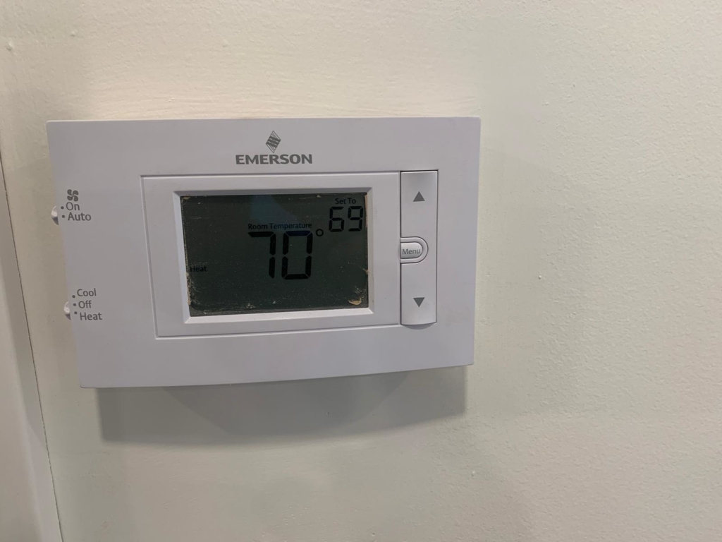 Thermostat mural pour chauffage électrique